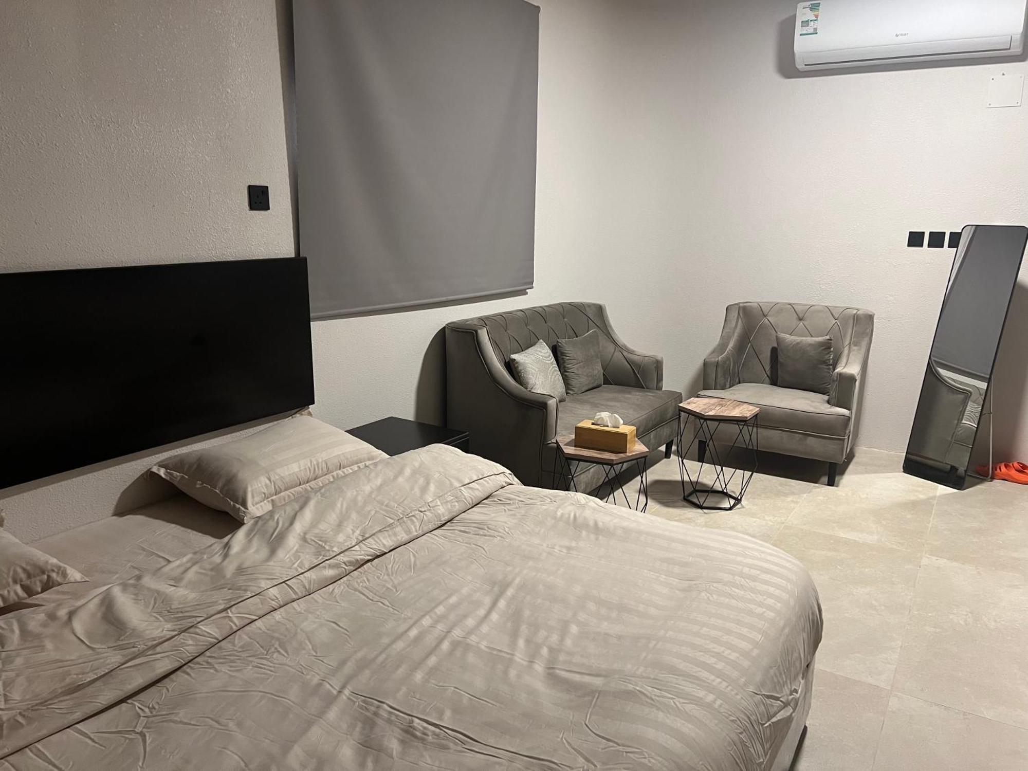 Apartment السابعة السكنية
